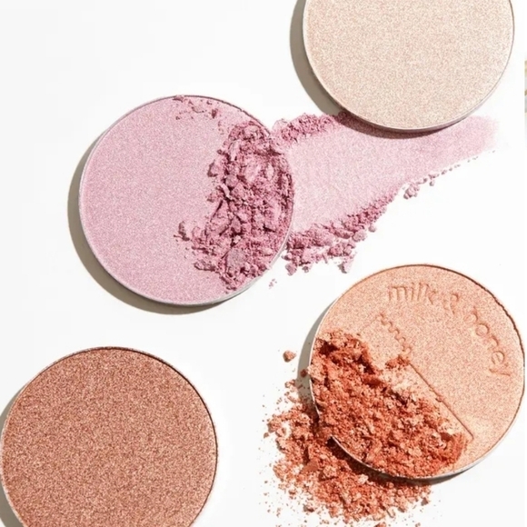 BEAUTY BAKERIE MILK & HONEY HIGHLIGHTING PALETTE - Picture 4 of 9